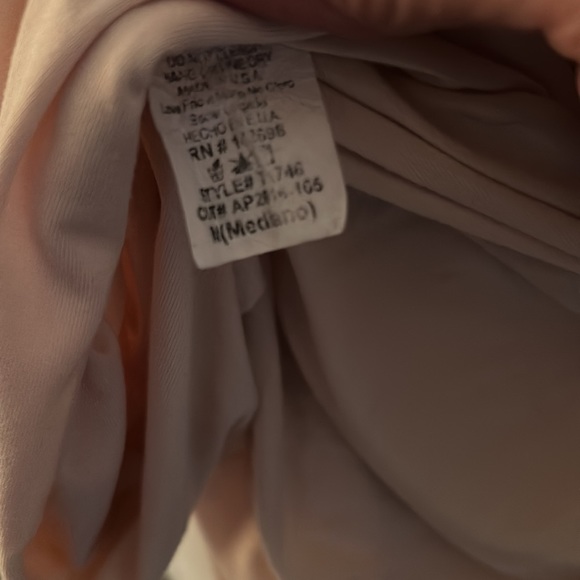 Light Pink drape blouse/top. sz. Med - Picture 3 of 3